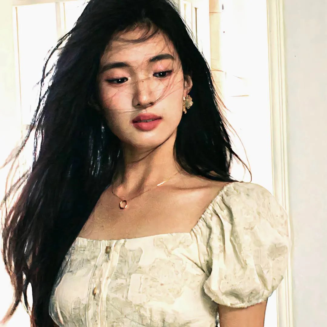 布鲁娜·路易丝：破旧立新